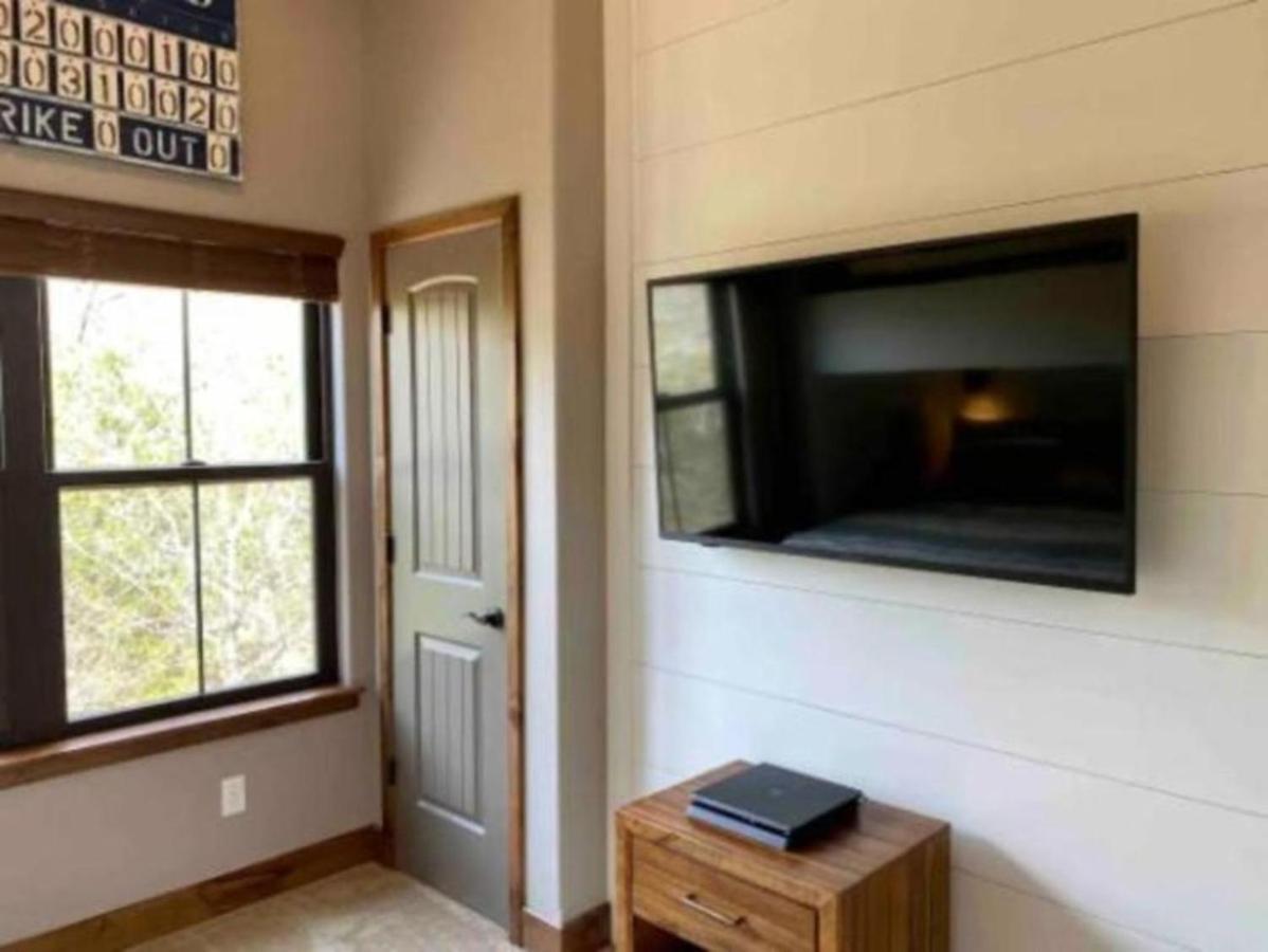 홀리스터 Premier Retreat With Hot Tub, Theater & Pool Table 빌라 외부 사진